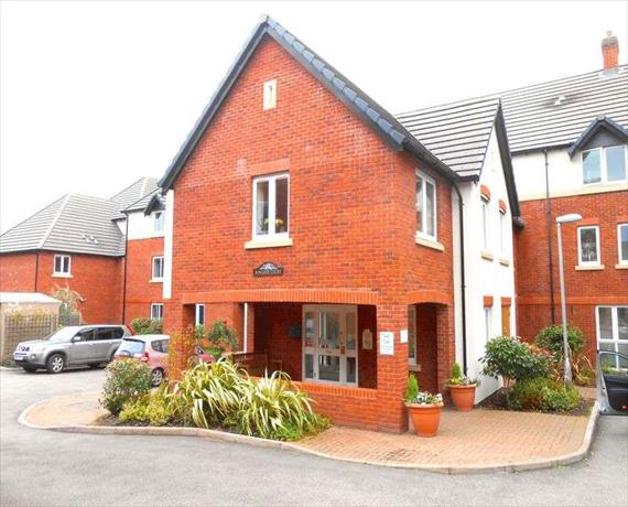 2 Bedroom Flat